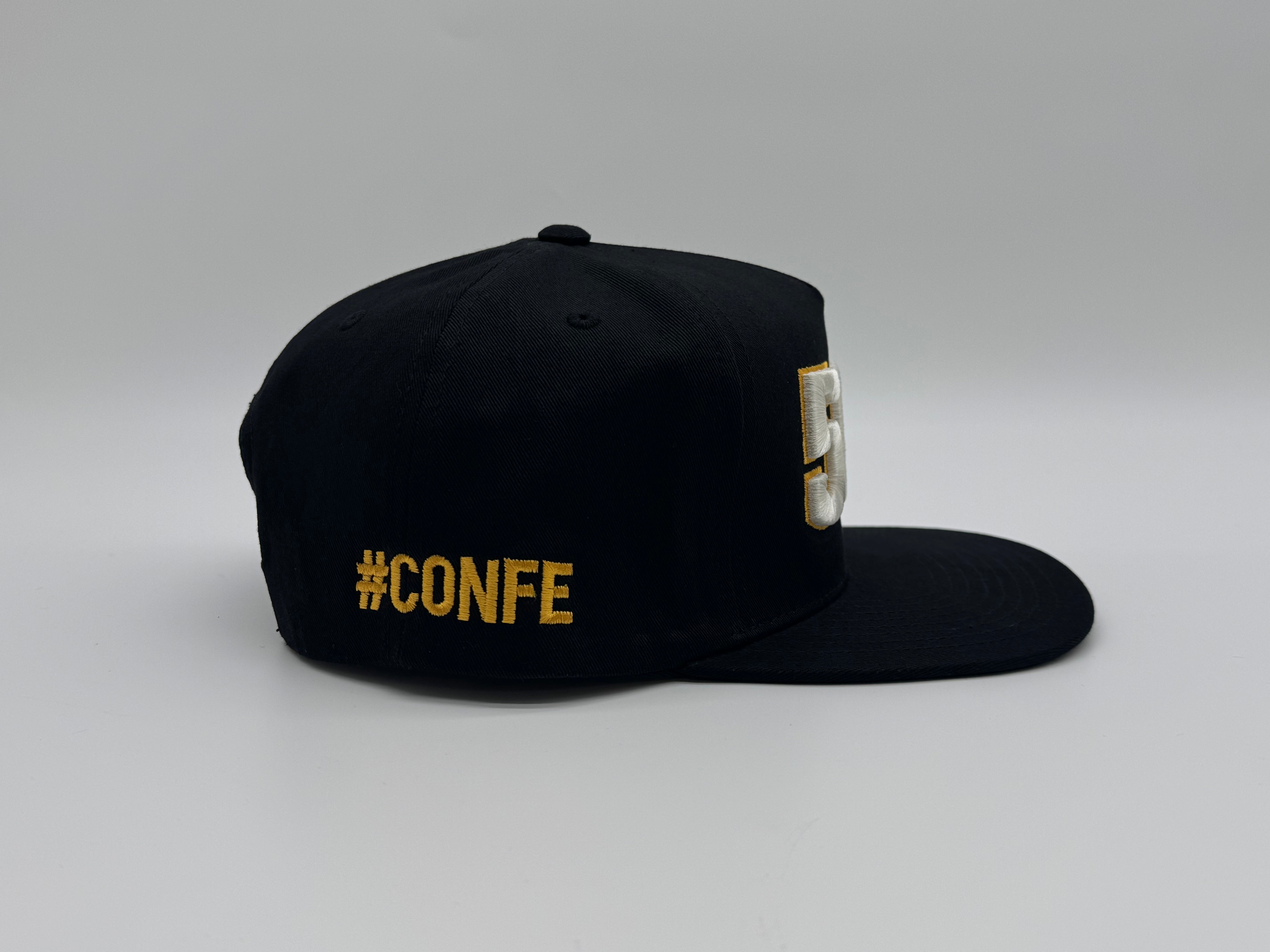 Gorra Snapback 502 - Black/Gold