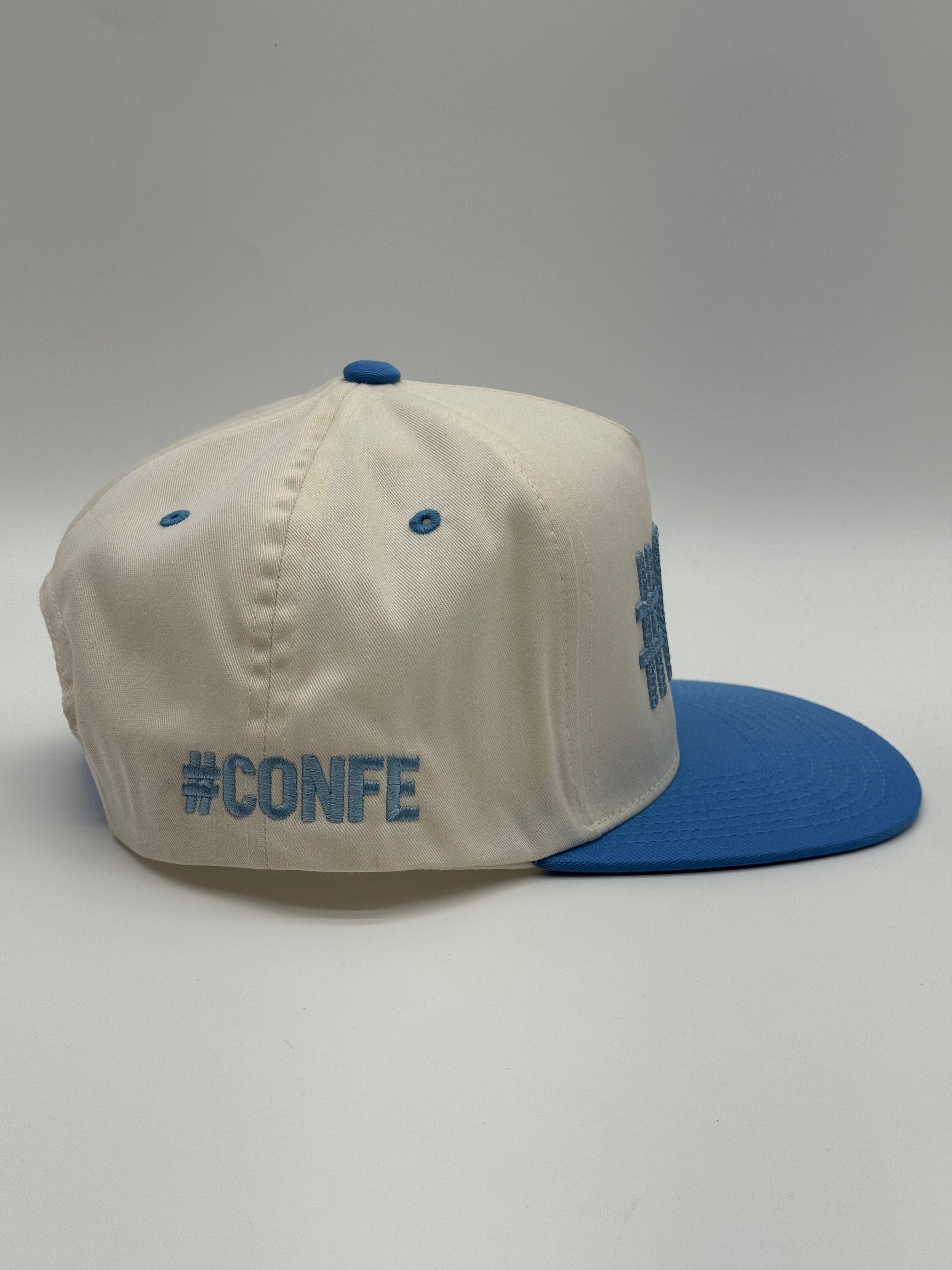 Gorra Snapback #ConFe - Cream/Skyblue